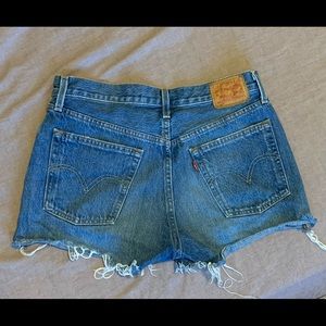 Levi’s 501 Shorts size 27